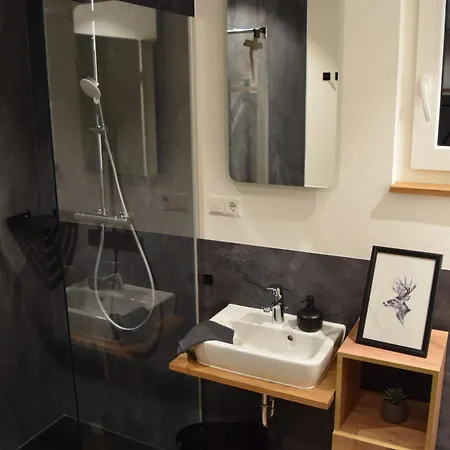 Naturgefluester بيت للعطل مورباخ