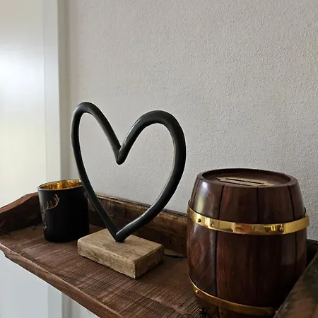 Naturgefluester بيت للعطل *